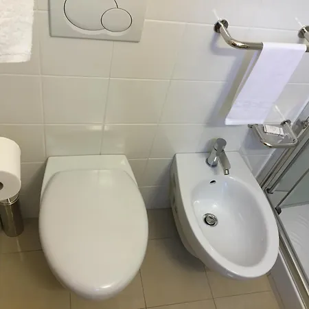 Hotel Fiorella 2*