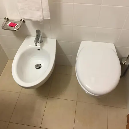 Hotel Fiorella 2*