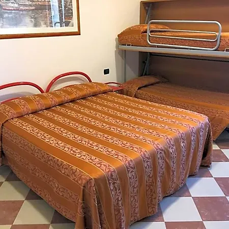Hotell Fiorella 2*