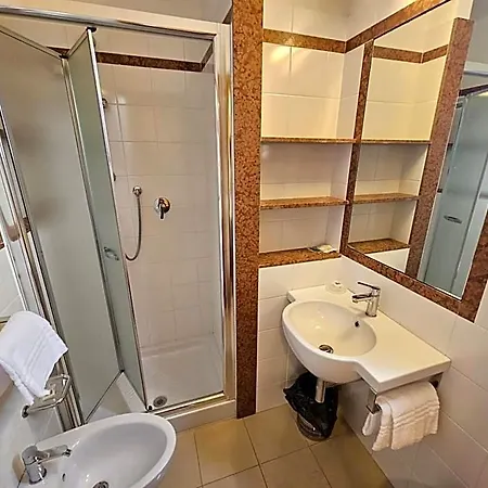 Fiorella Hotell Senigallia